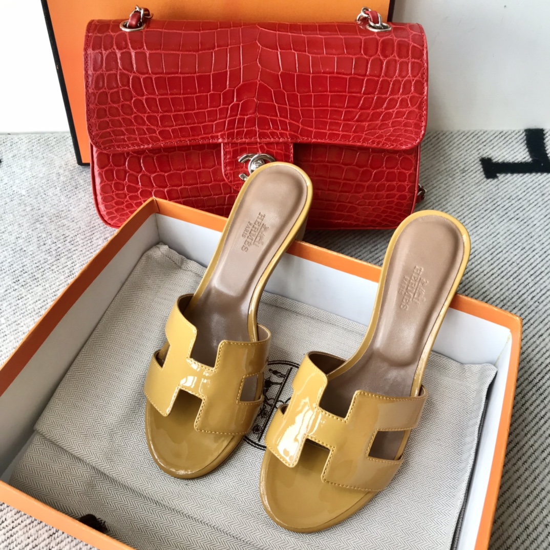 에르메스 올수공 오아시스 슬리퍼 샌들 페이던트 21